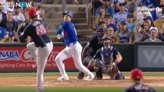 巨人はなんで放出したんだ！「菅野より勝ちそう」「ローテいけるだろ」大谷翔平が“元巨人の助っ投”と対戦→爆速タイムリーヒットを放つ瞬間　大谷にはビビるも“戸郷直伝”スプリットで好投