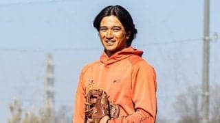 視力0.01なのに守備「めちゃウマ」　フォロワー3万超、気鋭コーチの“内野の悩み”解決策