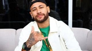 ネイマールのSNSに日本人が登場！笑顔で肩を組む2ショットに反響「めっちゃ嬉しい！」「がちでえぐ」