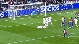 プレミアリーグ最強GKもお手上げ…“ファーサイドにズドン”の直接FKゴールが炸裂した瞬間！解説も思わず絶叫した衝撃弾 トッテナムは“新進気鋭の10番”にますます惚れ込む？