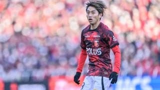 【浦和・小泉佳穂が語る“へグモ式４ー３ー３”の課題と可能性(2)】「そうですね。３つあって…」と語る、チームが求められる作業……だからこその勝点を積み上げた重み