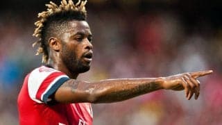 「豪華すぎるな」「よく集めた」アーセナルやバルセロナでプレーしたMFが現役時代に集めたユニフォームコレクションの豪華さが話題に！