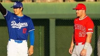 タジタジの水原通訳…そばの大谷が「素敵」　感動切り取った“一枚”に絶賛「待ち受けにします」