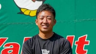 戦力外通告に「最初は、なんで？」　ソフトバンクから移籍した嘉弥真新也が「成長するにはヤクルトは最高」と語る理由