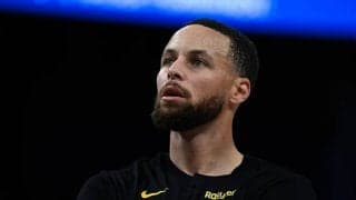 ブルズ戦終盤で右足首負傷のステフィン・カリー…MRI検査を実施、離脱は短期間の見込み