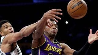 レイカーズが東上位のバックスを“1点差”で撃破…八村塁は要所の3P沈め12得点5リバウンド