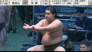 髷結えるまでしばらくかかりそう…でも「めちゃんこ強い」「落ち着いてる」18歳の“規格外”力士に騒然