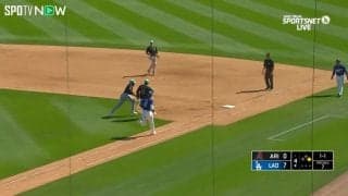 本当に怖いからやめて！大谷翔平、一塁ゴロで歩幅がちょっと合わずに\"捻挫未遂\"のヒヤヒヤな瞬間