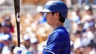 中継にチラリ映った大谷翔平の珍行動　米注目の“香りチェック”が「可愛い」