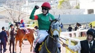 初年度産駒ですでに5頭の重賞馬 フィリーズレビュー覇者の父は血統も素晴らしく