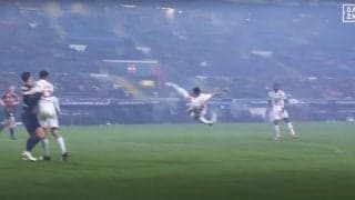 FIFA年間ゴール賞の候補？ 衝撃の“ジャンピングボレー弾”が話題沸騰！ 叩き上げFWの弾丸シュートに「完全なるゴラッソ」「認知→判断→実行が異常に速い」などファン熱狂