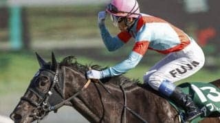 27年ぶりの“逆輸入ジョッキー”が達成した悲願 20年フラワーCは単勝79.3倍の伏兵で波乱呼ぶ