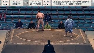そこから勝っちゃうの？ 土俵際で“予想外”の大逆転劇！ 3分超の物言い協議も見事白星に喝采
