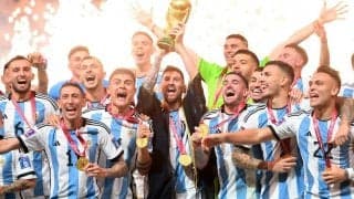 「美しすぎる」「何も言うことはない」世界王者・アルゼンチンが新ユニフォームを発表！胸には3つの星「アディダスのロゴも金色なのか」