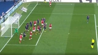 これを外すのか！伊東純也、ドンピシャヘッドで“アシスト未遂” これ以上ない決定機を決めきれず「今日もアシストがすり抜けていく」「決めてあげて」