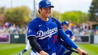 連日の“いちゃいちゃ”…大谷翔平と指揮官が「親子のよう」　試合前の一幕に反響