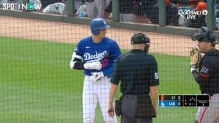 「ニコ谷さん！」大谷翔平の“さりげない所作”が反響 審判＆捕手に「礼儀正しいよな」打席前の笑顔が注目集める