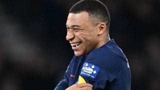 ムバッペにファンが直撃、「アーセナルに来てよ」のストレートな質問に笑顔で拒否…その理由は？