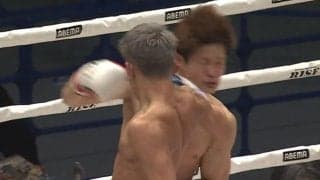 「一瞬で終わった、すぐ担架だ！」衝撃のバックブロー失神KO 実況思わず絶叫の劇的決着