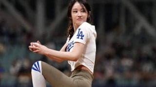 「TPOはわきまえるべき」ドジャース戦を彩った始球式が物議 韓国国内で女優のレギンス姿が賛否！「屈辱的なものではない」