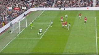 リバプール遠藤航が“まさかの判定”に泣いた！ スタジアムがどよめいた“幻のゴール”の瞬間　わずか数ミリ単位のオフサイドで得点取り消しに