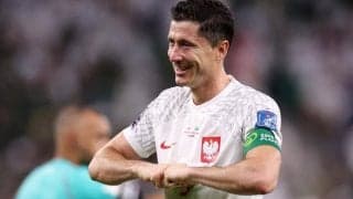 「ユーロでも見たい」ポーランドの新ユニフォームはデザイン一新！大きくなったエンブレムは胸元中央に配置「ちょっと大きくない？」