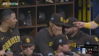 めちゃくちゃ爆笑してる！一体、何を話してる？ ダルビッシュ有がベンチでとにかく楽しそうな瞬間　主砲・マチャドらと仲良く談笑するほっこりシーンが話題に