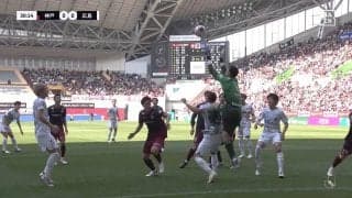 「ナイスゴール泣」5点ビハインドの札幌にまさかの展開! 後ろから丁寧につないだボールを最後に頭で決めたのは… 華麗すぎるオウンゴールにファン困惑
