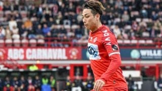 コルトレイクDF角田涼太朗がハムストリング負傷…直近の試合で担架交代に