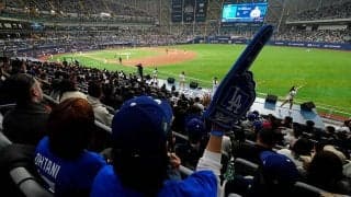 賛否呼んだ韓国スタンドでの“ビール一気”　訪れた日本ファンは困惑の声「自分は避けたい」