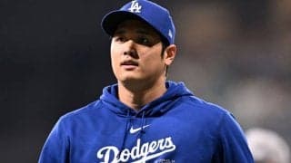 バット1本握り…大谷翔平の球場入りが「侍かよ」　漂う緊張感が「かっこよすぎる」