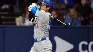 大谷翔平、開幕戦で初のマルチ　移籍後初盗塁＆打点もマーク…妻も笑顔、ド軍逆転勝利