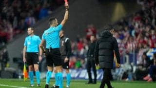 アトレティコ戦で退席処分のチャビ監督が2試合ベンチ入り禁止処分…