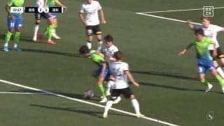 「ノリノリじゃん」ゴール前の密集地で華麗なマルセイユルーレットが炸裂！浦和の守備陣を翻弄してスーパーゴールが決まった瞬間「神神神崩し！」