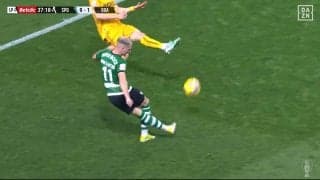 「めっちゃかっけえ！」「イケメンプレー！」“クリロナの後継者が夢のトリックプレー“ラボーナ”発動の瞬間！意表をついたレインボークロスにスタジアム大歓喜