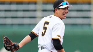 “12球団最強”巨人23歳が「天才すぎる」　阿部監督も拍手…超美技に騒然「これはGG賞」