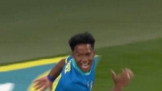 「かわいすぎる！！」17歳のブラジル代表エンドリッキ、代表初ゴールで感情爆発！思わず相手サポーターの元に駆け付け慌てて引き返す一部始終