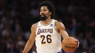 今季レイカーズへ途中加入したスペンサー・ディンウィディーがペイサーズ戦で躍動