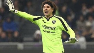 ベテランGKオチョアがサレルニターナ退団へ、契約は2025年夏まで残るも早期解除か