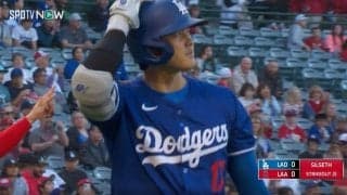 何かがおかしい… 大谷翔平、らしくないスイング後に“気になる表情” ファンから心配の声 「早く復活してほしい」「壮大なフリだろ」