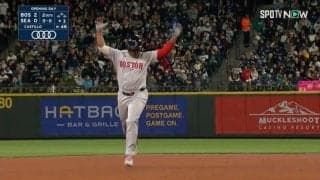 「あれはいるんか...」視聴者驚愕！ 主砲ディバースの“軽く振った”1発に球場も大興奮