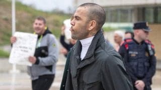 性的暴行で有罪判決のダニ・アウベス、釈放後即別荘でパーティー開催