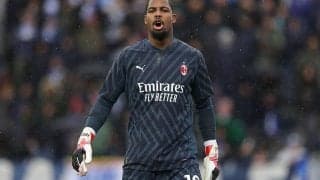 ミランが今夏のメニャン売却を検討？　後釜はバレンシアのジョージア代表GKか