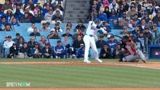 大谷翔平、4球連続直球勝負に最後は\"力負け\" 「差し込まれてるな」「打球上がらんな」ファンも心配