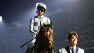 ドバイ終了時の凱旋門賞前売りオッズ ドウデュースは21倍で5番人気、ウシュバテソーロは26倍で6番人気タイ