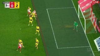 ケインもサポーターも呆然…VARで“左半身オフサイド”が発覚→ゴールが取り消された悲劇の瞬間！「あまりに可哀想」「ついてないな…」など同情の声