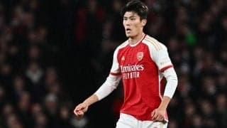 「DFのシュートじゃない」「ここで狙うのがすごい」2試合連続途中出場の冨安健洋、惜しいシュートにスタンドのファンも拍手「シュート上手い」