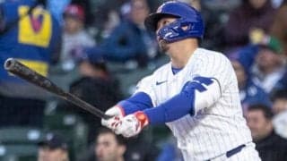 鈴木誠也、2戦連発の2号ソロ　2点適時打→豪快左越え弾で打率.320…本拠地大熱狂