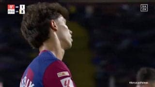 なにしてんねん！天性の才能を持つFWによるまさかの「QBK」の瞬間 あとは決めるだけの決定機ミスにファン落胆