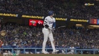 一体、何が起きた…！？ 大谷翔平がホームランを打った瞬間の観客たちの姿が“ヤバすぎる”と話題に　盛り上がりすぎて大変なことになる